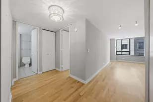 233 E Erie St, Chicago, IL 60611 - Photo 9