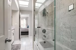 1839 N Bissell St, Chicago, IL 60614 - Photo 15