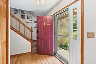 924 S Locust St, Sycamore, IL 60178 - Photo 3