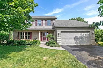 924 S Locust Street, Sycamore, IL 60178 - Photo 1
