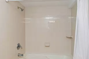 924 S Locust St, Sycamore, IL 60178 - Photo 27