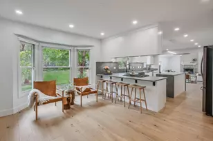 720 Olive Pkwy, Bartlett, IL 60103 - Photo 9