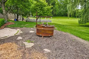 720 Olive Pkwy, Bartlett, IL 60103 - Photo 47