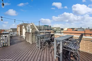 3518 N Wilton Ave, Chicago, IL 60657 - Photo 17