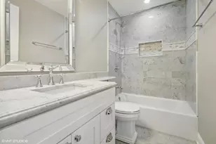 3518 N Wilton Ave, Chicago, IL 60657 - Photo 15