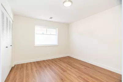 9446 Bay Colony Drive #1S, Des Plaines, IL 60016 - Photo 11