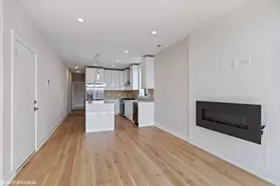 3332 W Irving Park Rd, Chicago, IL 60618 - Photo 7