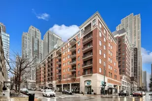 33 W Huron St, Chicago, IL 60654 - Photo 25
