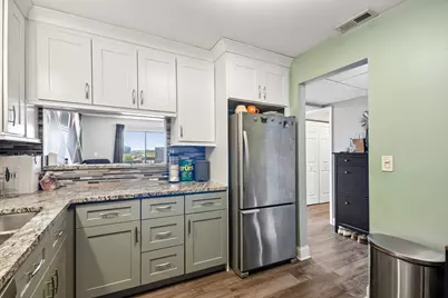 414 Clinton Place #502, River Forest, IL 60305 - Photo 9