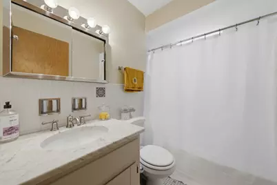 6436 W 64th Place #C2, Chicago, IL 60638 - Photo 7