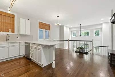 860 W Buckingham Place #1E, Chicago, IL 60657 - Photo 7