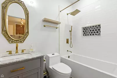 860 W Buckingham Place #1E, Chicago, IL 60657 - Photo 11