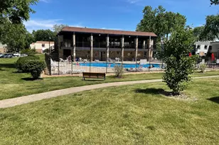 7373 Blackburn Ave, Downers Grove, IL 60516 - Photo 21