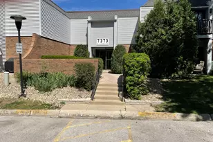7373 Blackburn Ave, Downers Grove, IL 60516 - Photo 1