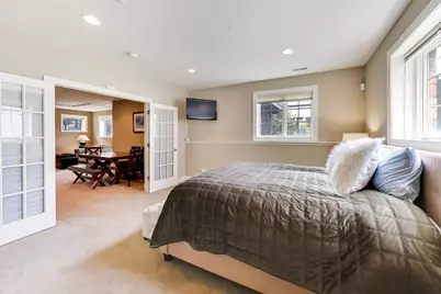 909 S Cambridge Avenue, Elmhurst, IL 60126 - Photo 29