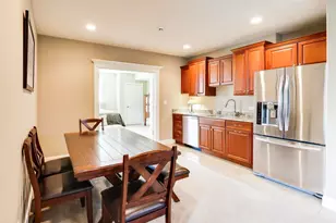 909 S Cambridge Ave, Elmhurst, IL 60126 - Photo 27