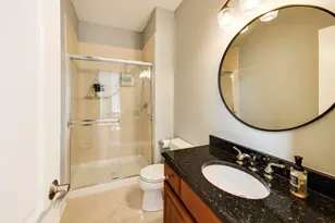 909 S Cambridge Ave, Elmhurst, IL 60126 - Photo 11