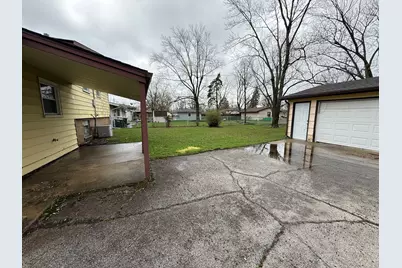 18864 Greenbay Avenue, Lansing, IL 60438 - Photo 11