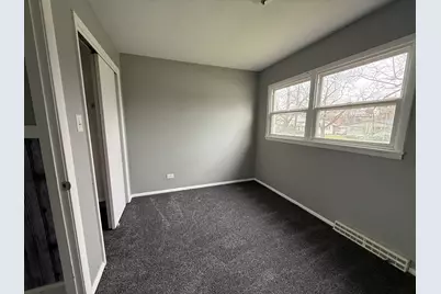 18864 Greenbay Avenue, Lansing, IL 60438 - Photo 5