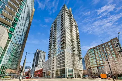 653 N Kingsbury Street #2102, Chicago, IL 60654 - Photo 1