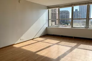655 W Irving Park Rd, Chicago, IL 60613 - Photo 7