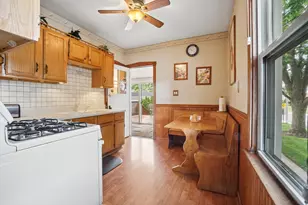 5758 N Moody Ave, Chicago, IL 60646 - Photo 9