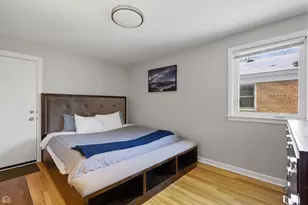 1512 Mulford St, Evanston, IL 60202 - Photo 5