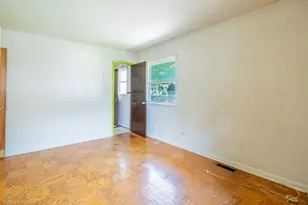 214 Greenbriar St, Elk Grove Village, IL 60007 - Photo 15