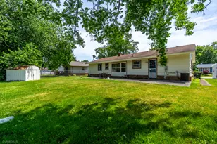 214 Greenbriar St, Elk Grove Village, IL 60007 - Photo 31