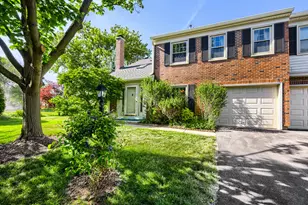 159 Bright Ridge Dr, Schaumburg, IL 60194 - Photo 1