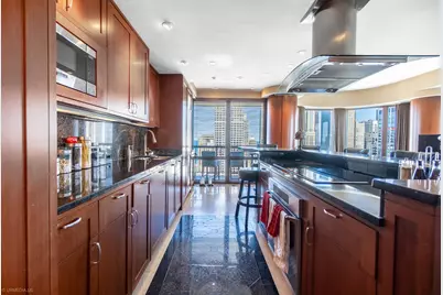 111 W Maple Street #3402-3404, Chicago, IL 60610 - Photo 11