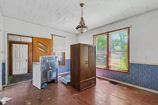 307 S Lincoln St, Mahomet, IL 61853 - Photo 9