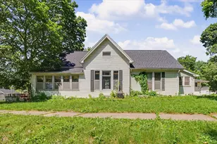 307 S Lincoln St, Mahomet, IL 61853 - Photo 3