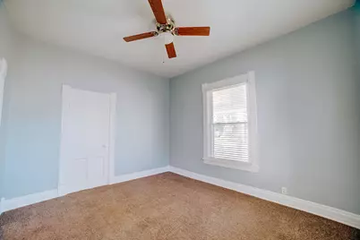 424 N 2nd Street, Watseka, IL 60970 - Photo 17