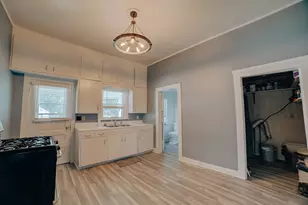 424 N 2nd St, Watseka, IL 60970 - Photo 11
