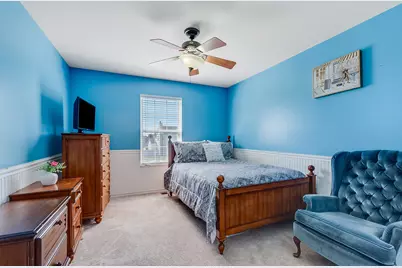 1825 Parkside Drive, Shorewood, IL 60404 - Photo 15