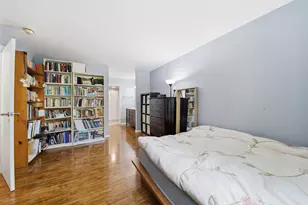 2100 Valencia Dr, Northbrook, IL 60062 - Photo 9