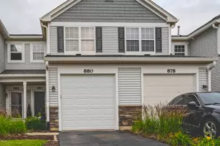 880 Genesee Dr, Naperville, IL 60563 - Photo 1