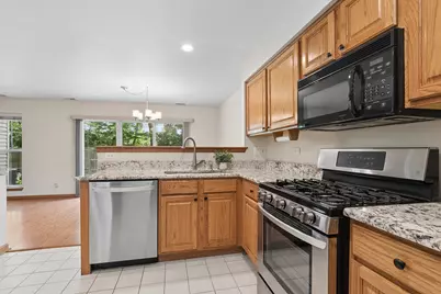 2772 Whitlock Drive, Darien, IL 60561 - Photo 9