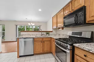 2772 Whitlock Dr, Darien, IL 60561 - Photo 9