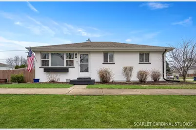 617 E Berkshire Avenue, Lombard, IL 60148 - Photo 1