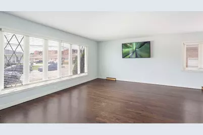 5129 N Chester Avenue, Chicago, IL 60656 - Photo 3