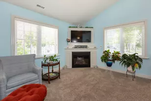 2035 Somerset Ln, Sycamore, IL 60178 - Photo 11