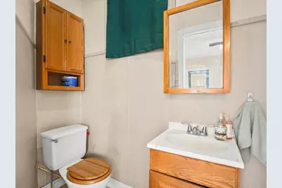 927 E Lincoln Avenue, Belvidere, IL 61008 - Photo 15