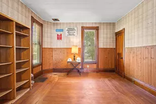 927 E Lincoln Ave, Belvidere, IL 61008 - Photo 9