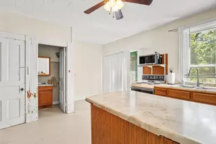 927 E Lincoln Ave, Belvidere, IL 61008 - Photo 11