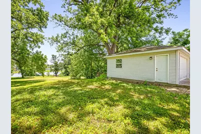 927 E Lincoln Avenue, Belvidere, IL 61008 - Photo 29