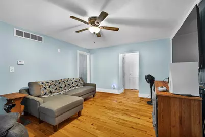 252 Sylvan Lane, Creve Coeur, IL 61610 - Photo 5