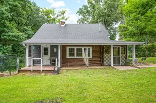 252 Sylvan Ln, Creve Coeur, IL 61610 - Photo 3