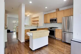 1225 W Lexington St, Chicago, IL 60607 - Photo 5